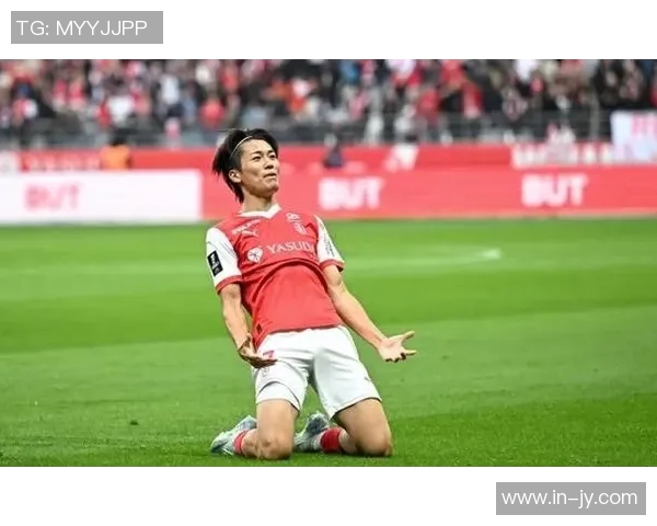 埃因霍温冬窗瞄准日本国脚佐野航大应对威尔曼离队挑战