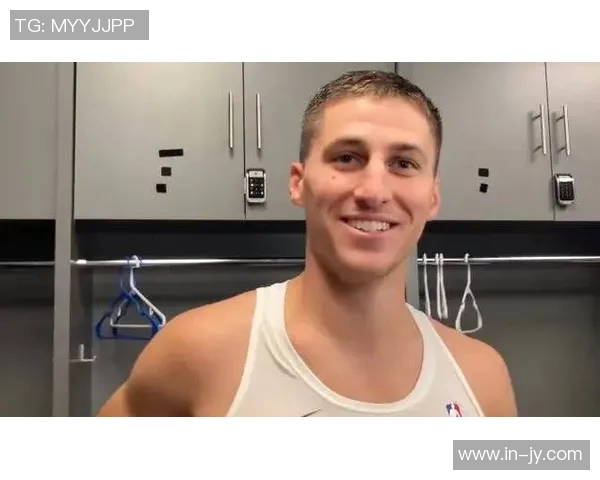 布克盛赞吉莱斯皮夏季刻苦训练成果三分命中率达到429